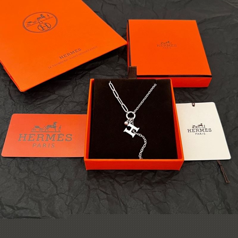 H**mes necklaces